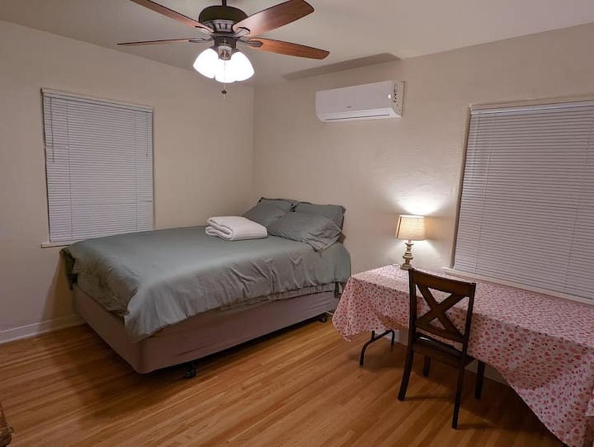 Amazing 2Br Home - Steps To Unm North Campus Albuquerque Zewnętrze zdjęcie